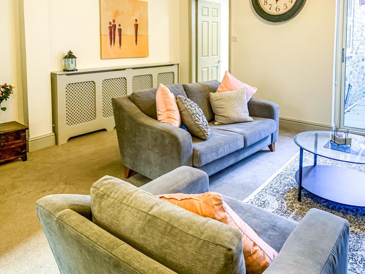 The Vines - Stunning Period Home With Free Parking يورك المظهر الخارجي الصورة